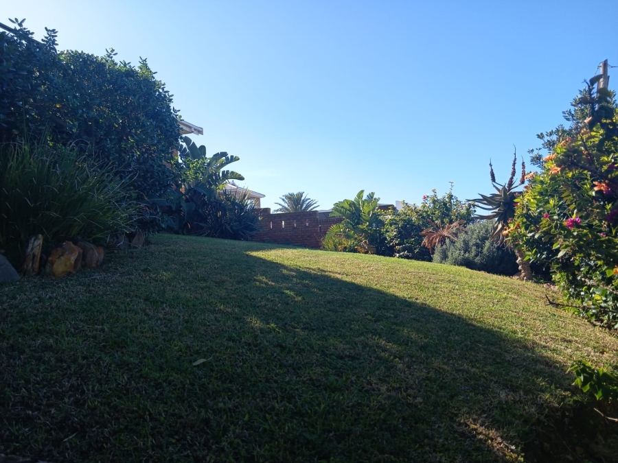To Let 3 Bedroom Property for Rent in Dana Bay Western Cape